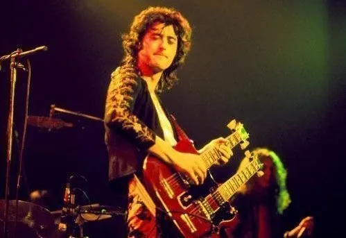 EDS-1275-Double-Neck-Gibson