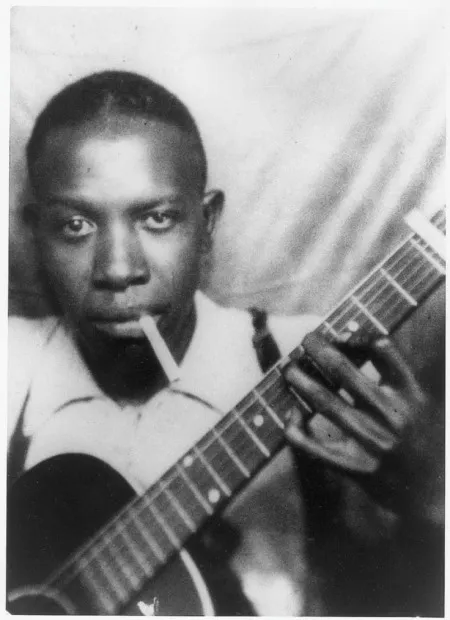 img by: http://en.wikipedia.org/wiki/File:Robert_Johnson.png Robert-Johnson