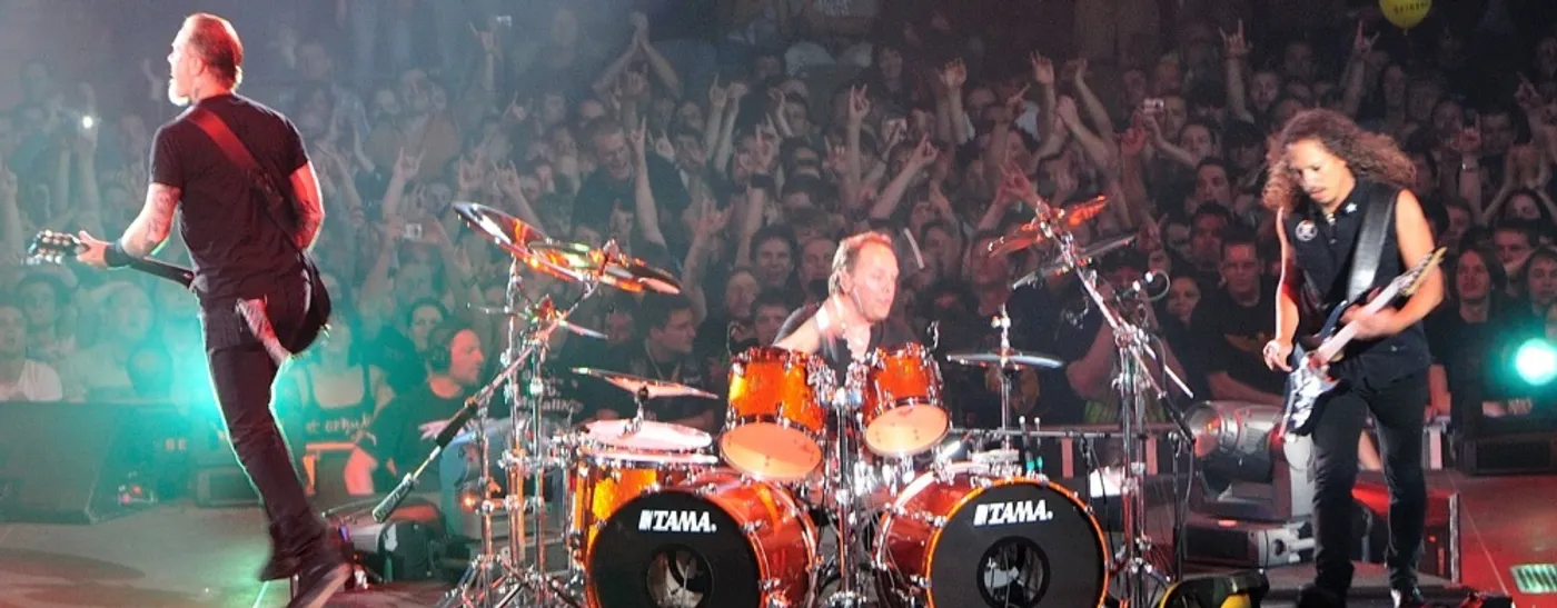 8 Metallica Songs That Will Make You a Better Guitarist